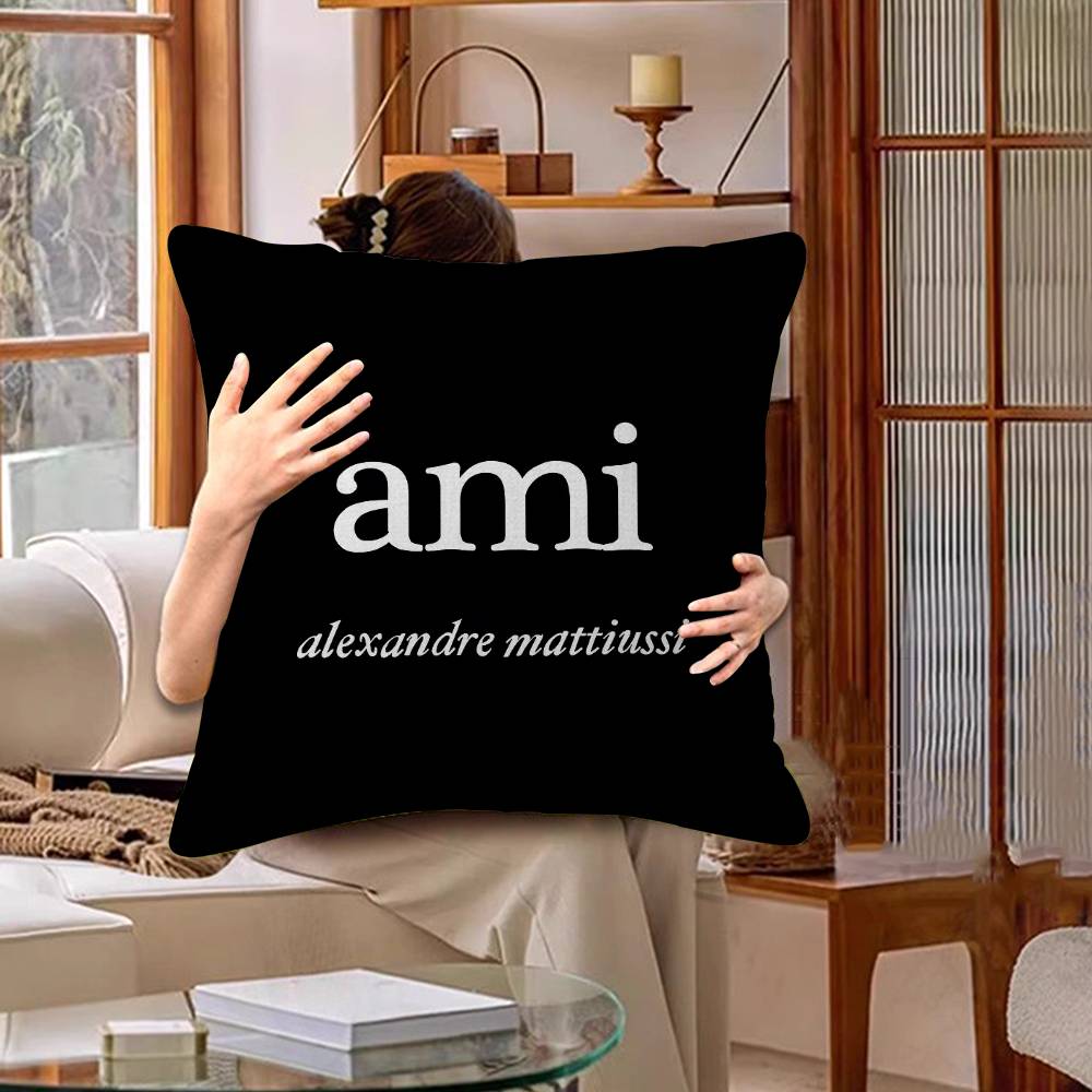 Popular AMI PARIS Cushion Cove - đánh giá và giá Home Textiles Paris