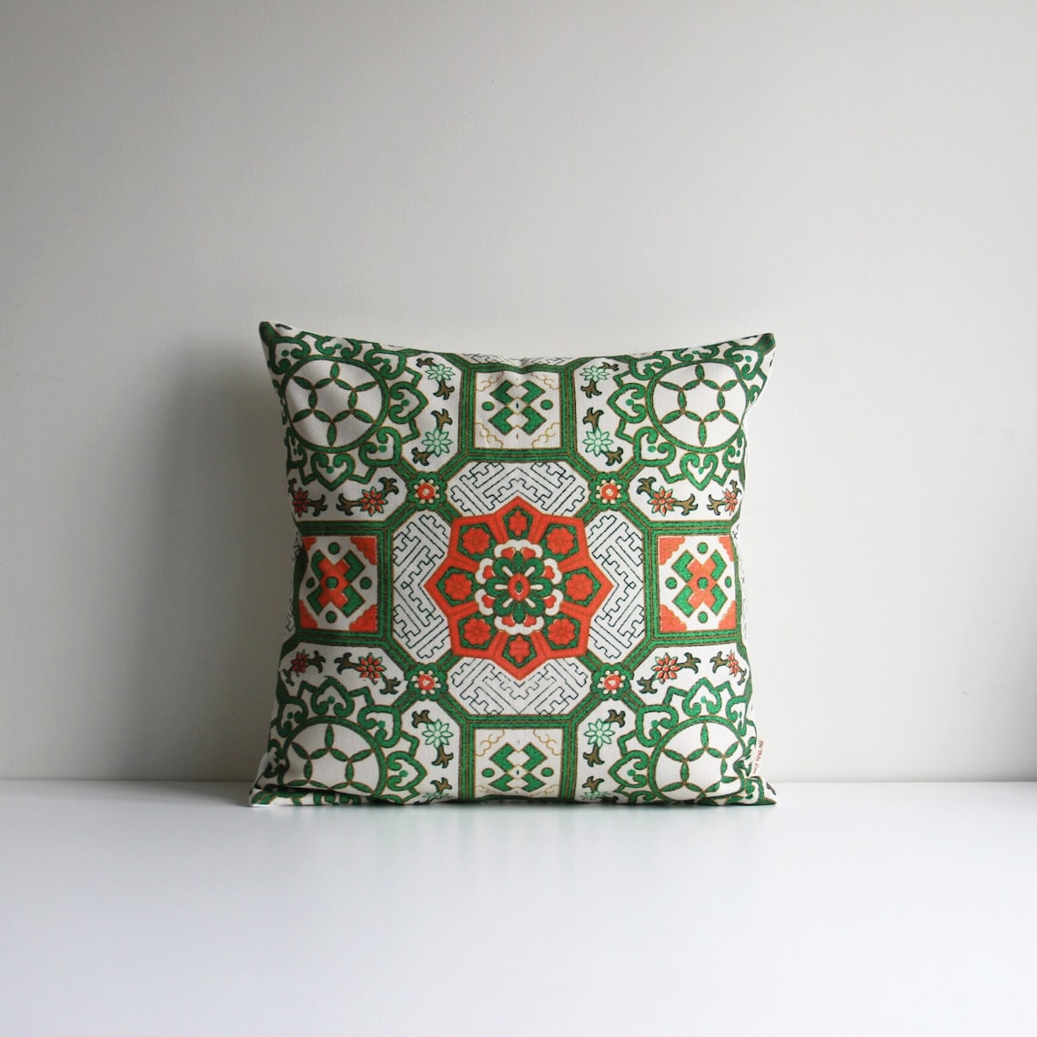 Throw Pillow Cover Geometric   - đánh giá và giá Pillow Cover 20X20